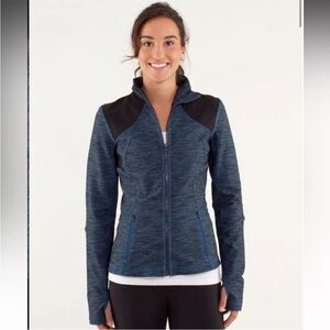 Lululemon Forme Jacket Slub Denim‎ Limitless Blue / Black Size 4 READ